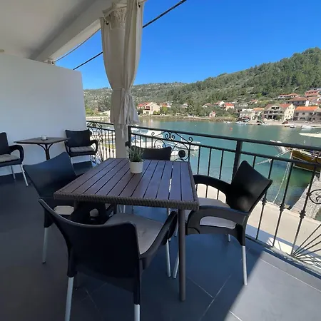 Korcula Apartman *